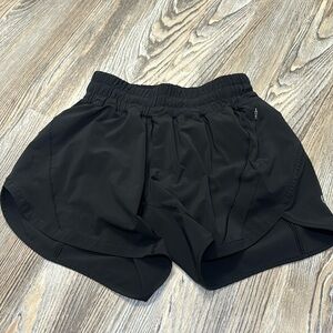 Lululemon Track That Midrise Short 5in Size 4 Black